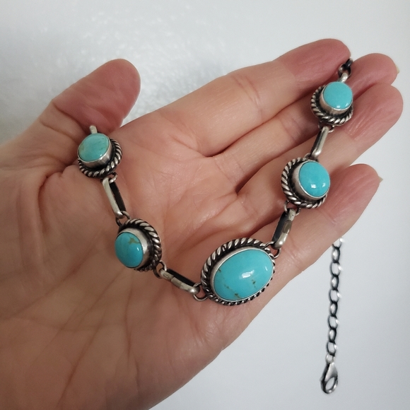 Turquoise Choker Necklace - Picture 2 of 11